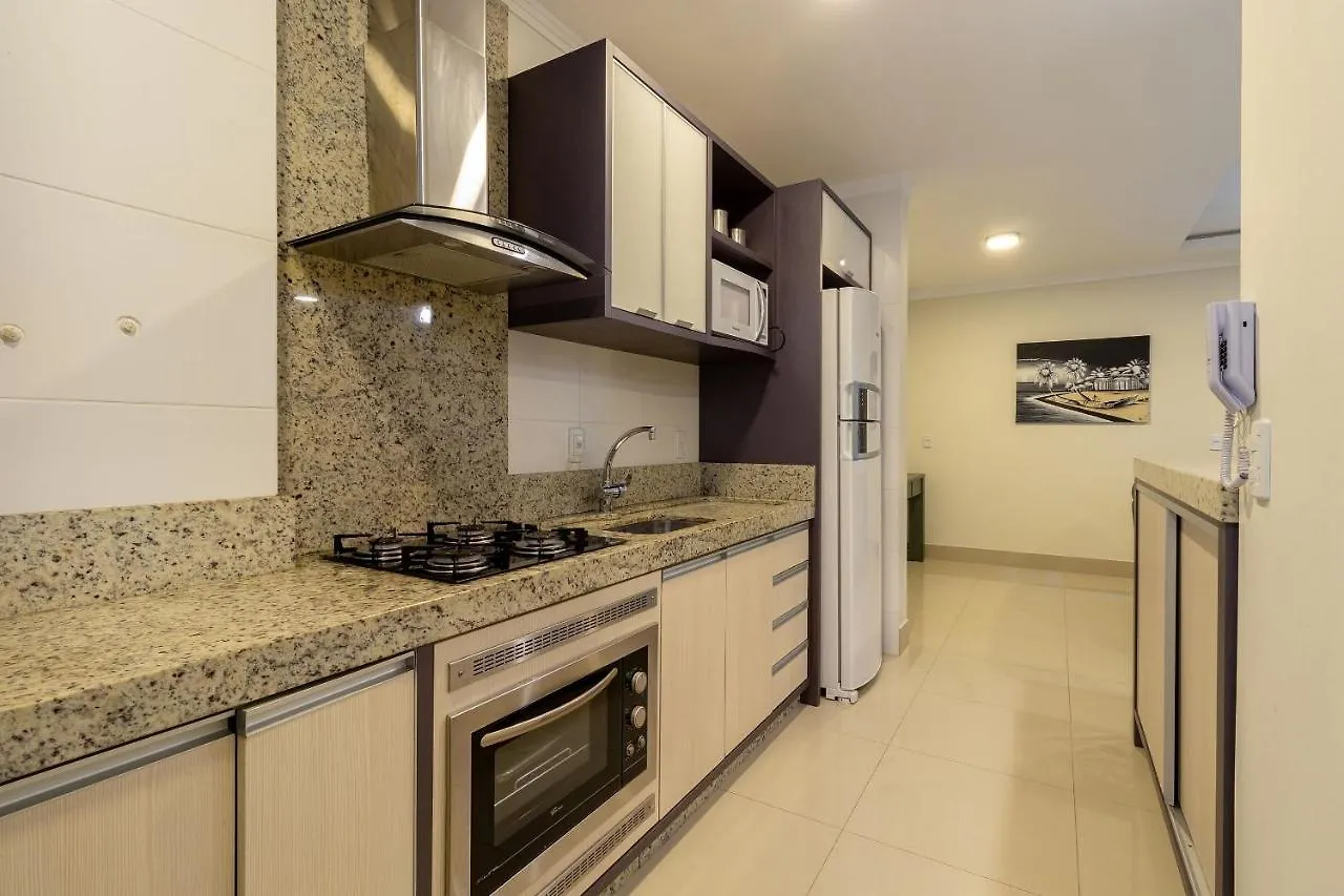 188 - Apartamento Em 4 Ilhas Acropole Com 03 Dormitorios Lejlighed Bombinhas